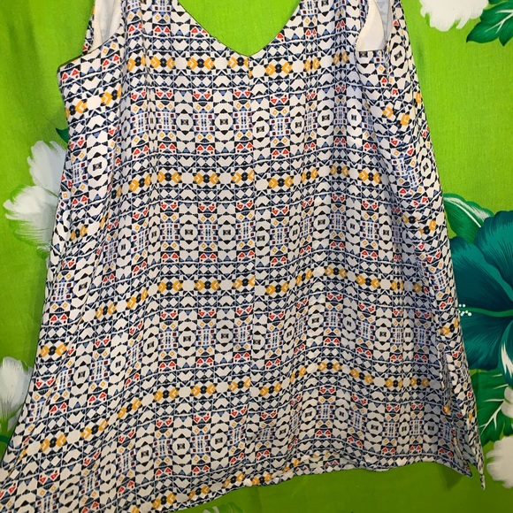 Tank - Picture 2 of 3